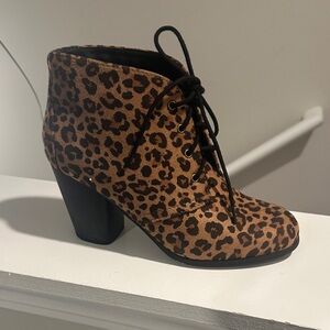 Leopard Print Lace-Up Ankle Boots